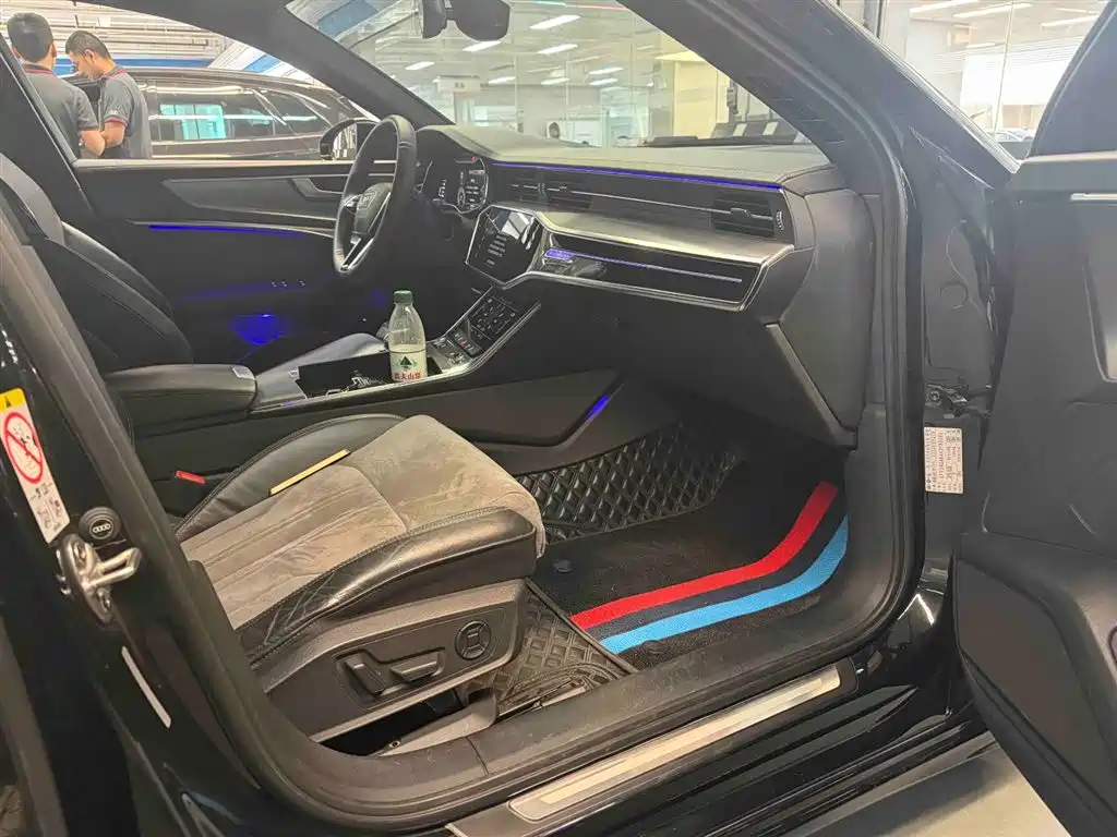 Audi A6L 2019 45 TFSI quattro Premium Dynamic фото 7