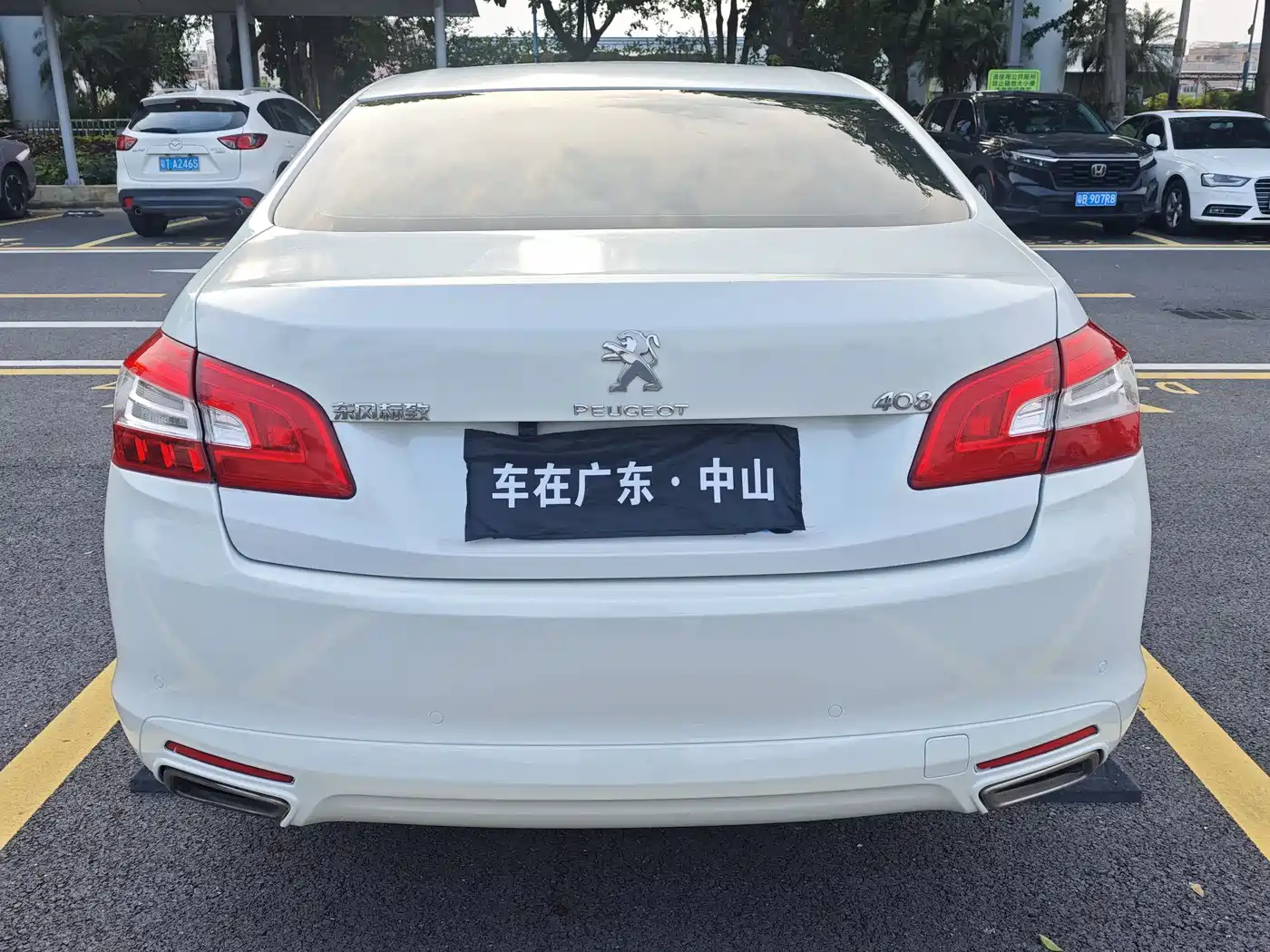 Peugeot 408 2016 1.6T Automatic Luxury Edition фото 7