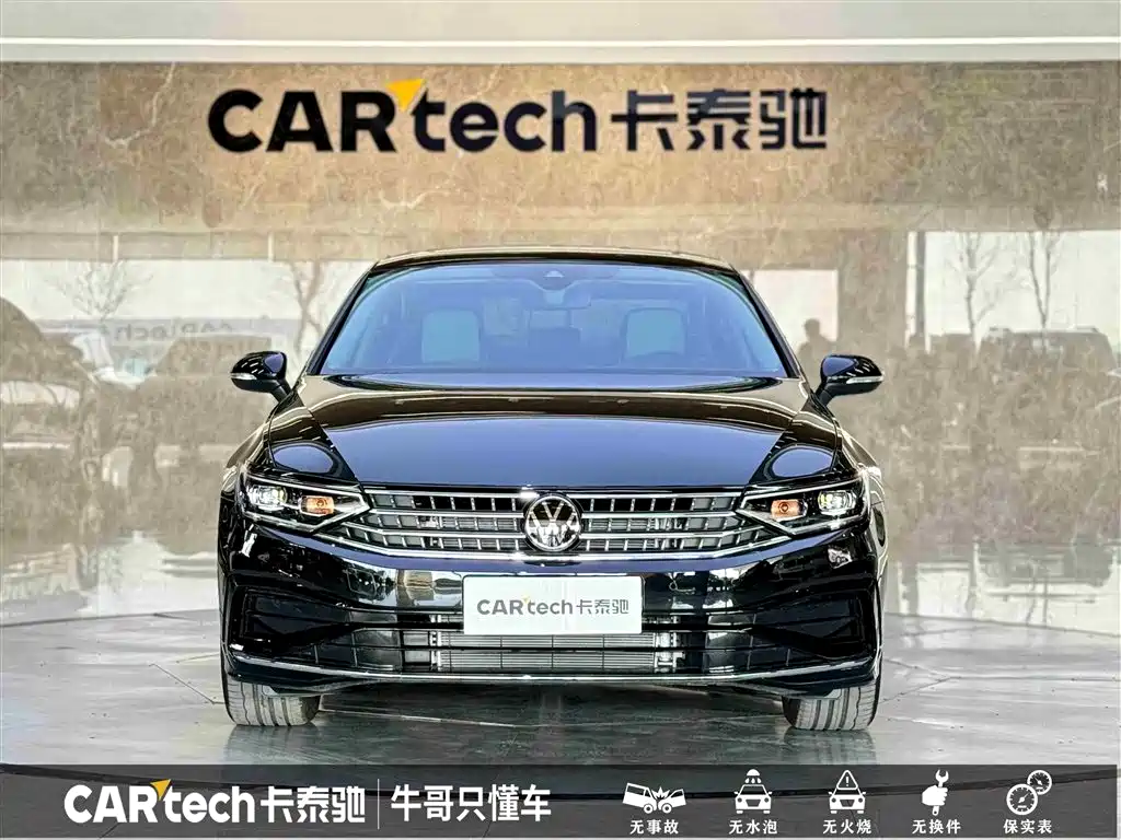 Volkswagen Magotan 2025 Facelift Public Edition 330TSI DSG Luxury фото 3