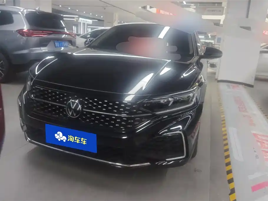 Volkswagen Passat 2023 330TSI Starlight Elite Edition фото 2