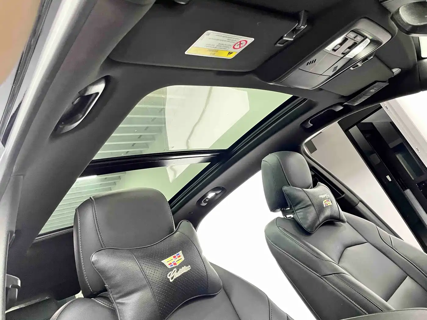 Cadillac XT4 2021 28T FWD Premium Edition фото 13