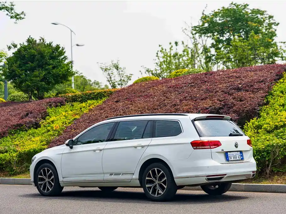 Volkswagen Weilan 2018 380TSI 2WD Comfort Edition фото 6