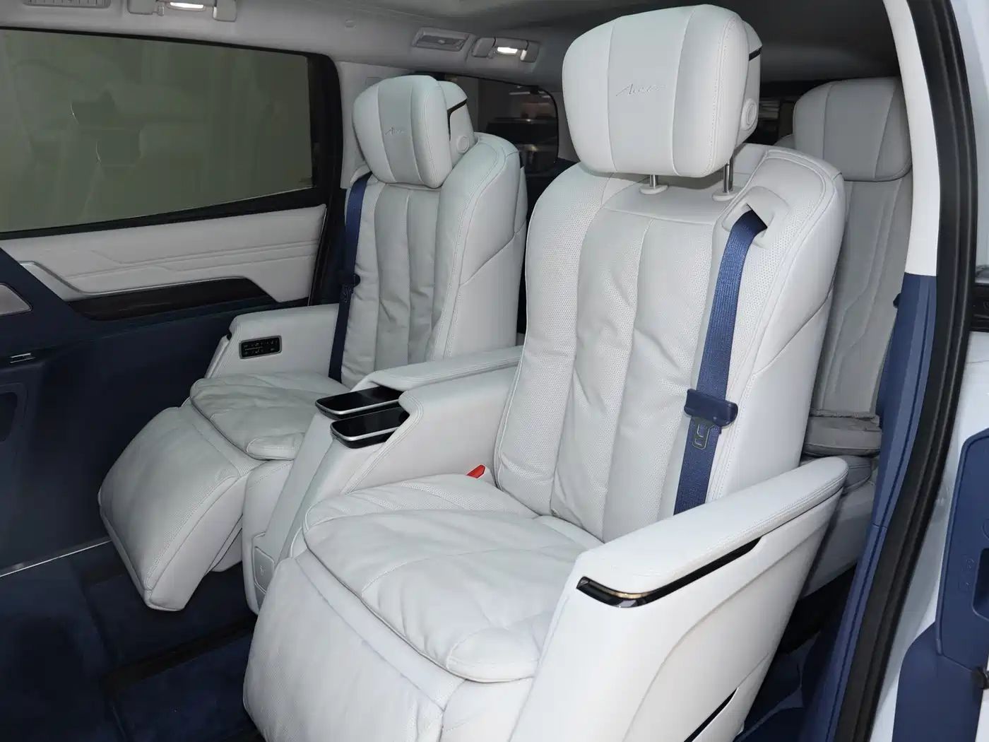 Buick Century 2025 2025 2.0T 6-Seater World Edition