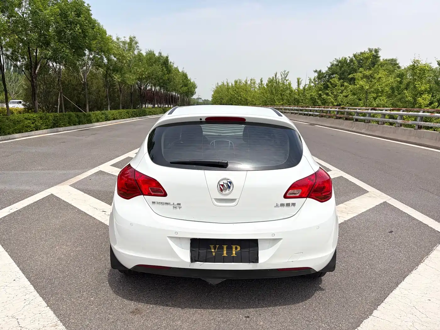 Buick Excelle 2014 XT 1.6L Automatic Fashion фото 8