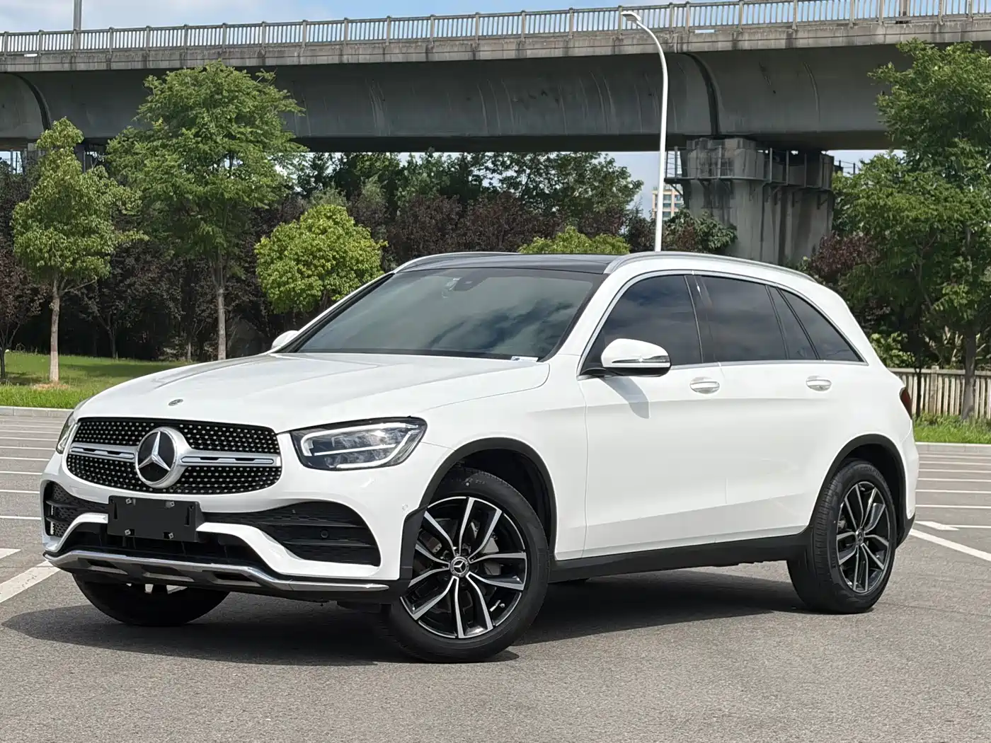 Mercedes-Benz GLC 2022 Model GLC 260 L 4MATIC Luxury Edition