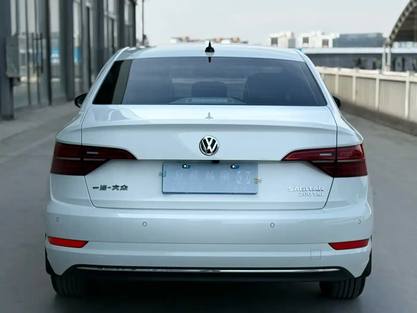 Volkswagen Sagitar 2021 280TSI DSG Comfort Smart Connect Edition фото 5