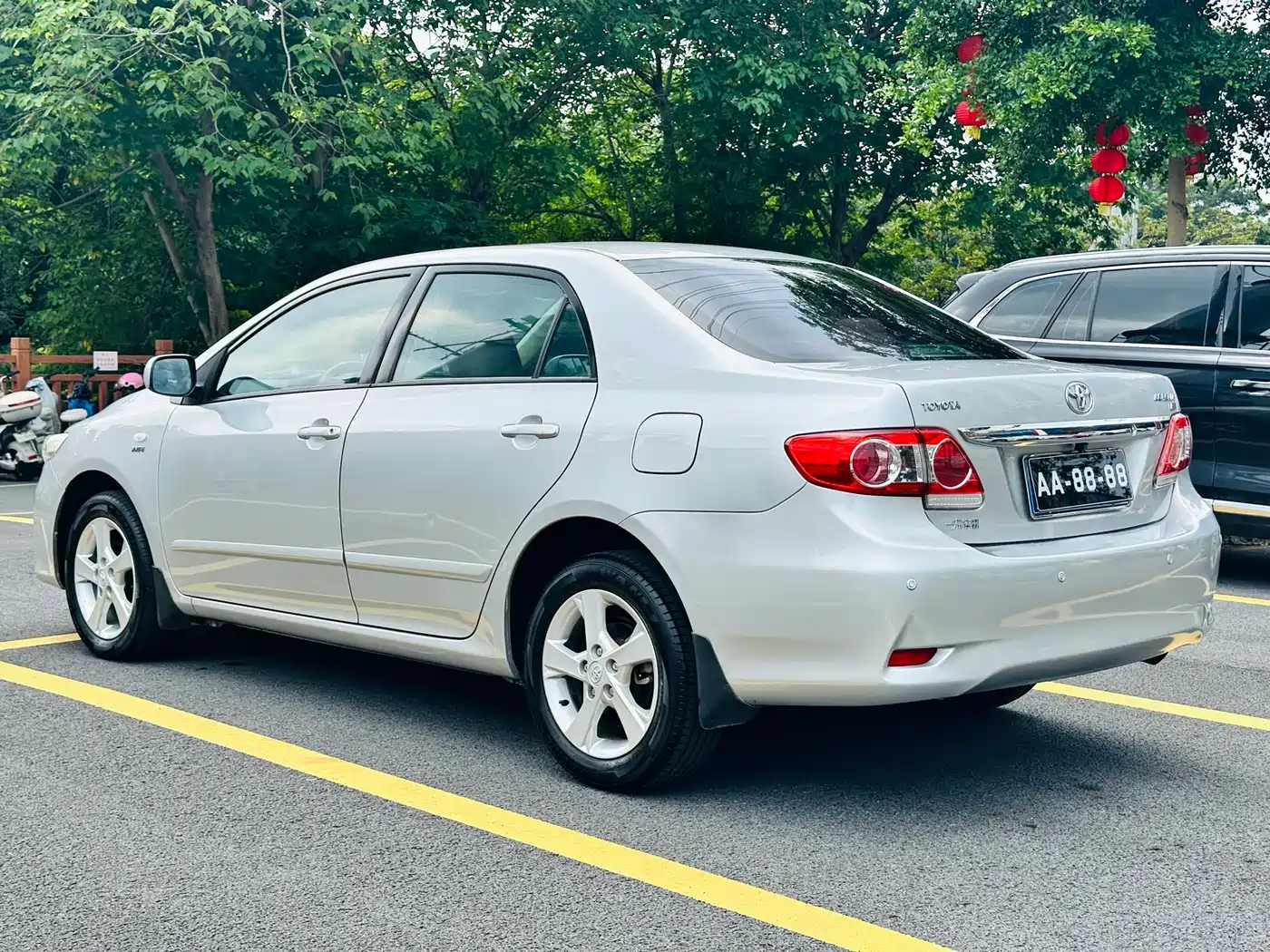 Toyota Corolla 2011 1.8L CVT GL-i Commemorative Edition фото 9