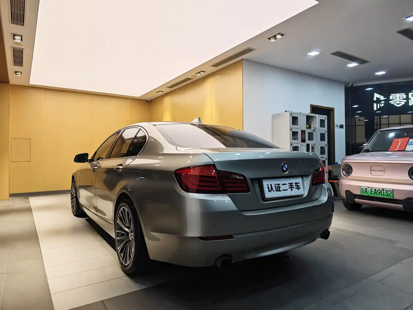 BMW 5 Series (Import) 2013 535i Leading Sport фото 28