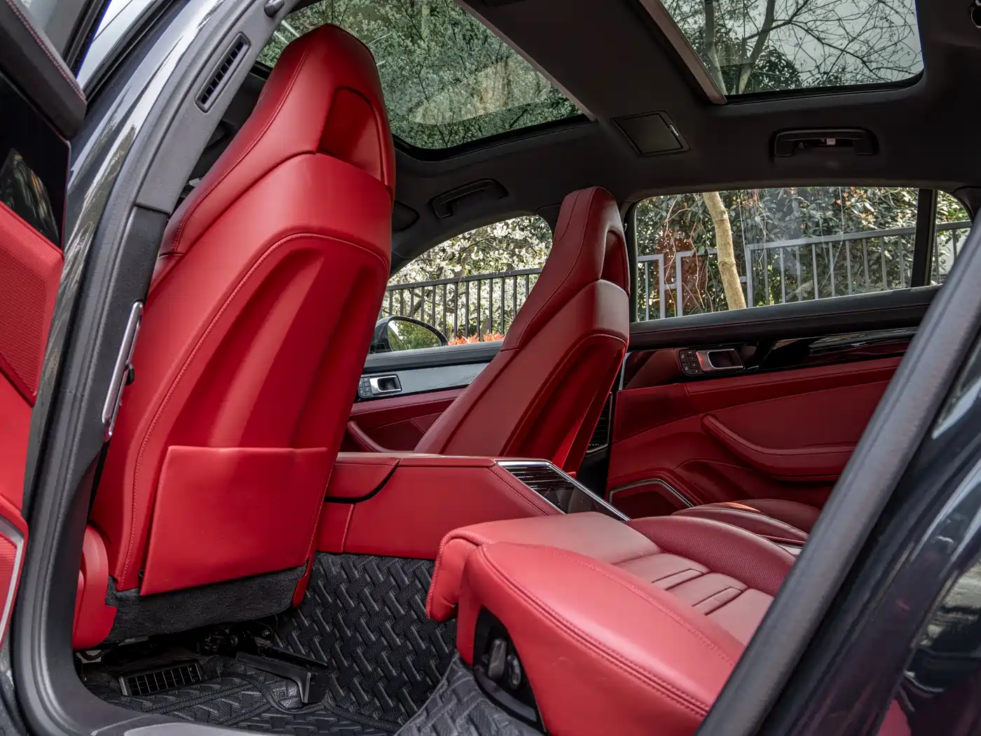 Porsche Panamera 2023 Panamera Executive Long Wheelbase 2.9T фото 12