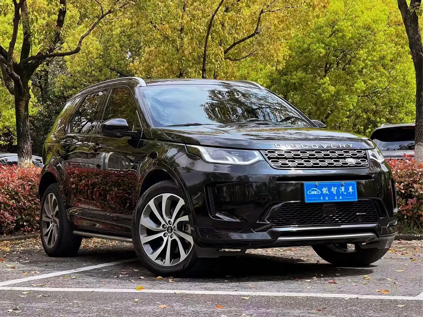 LAND ROVER DISCOVER SPORTS