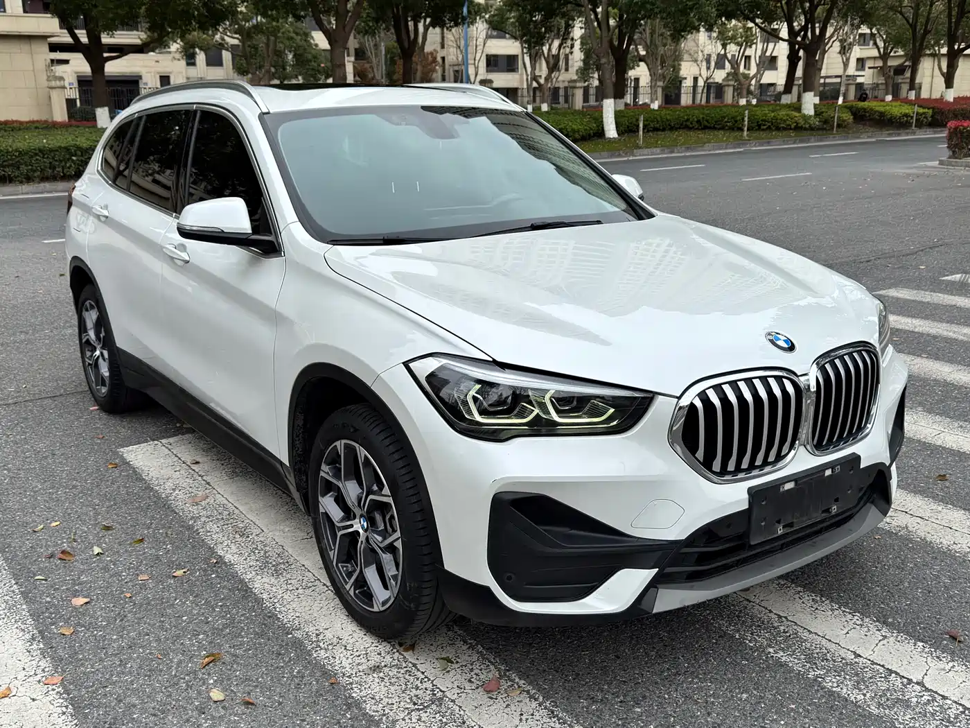 BMW X1 2022 sDrive25Li Leading фото 3