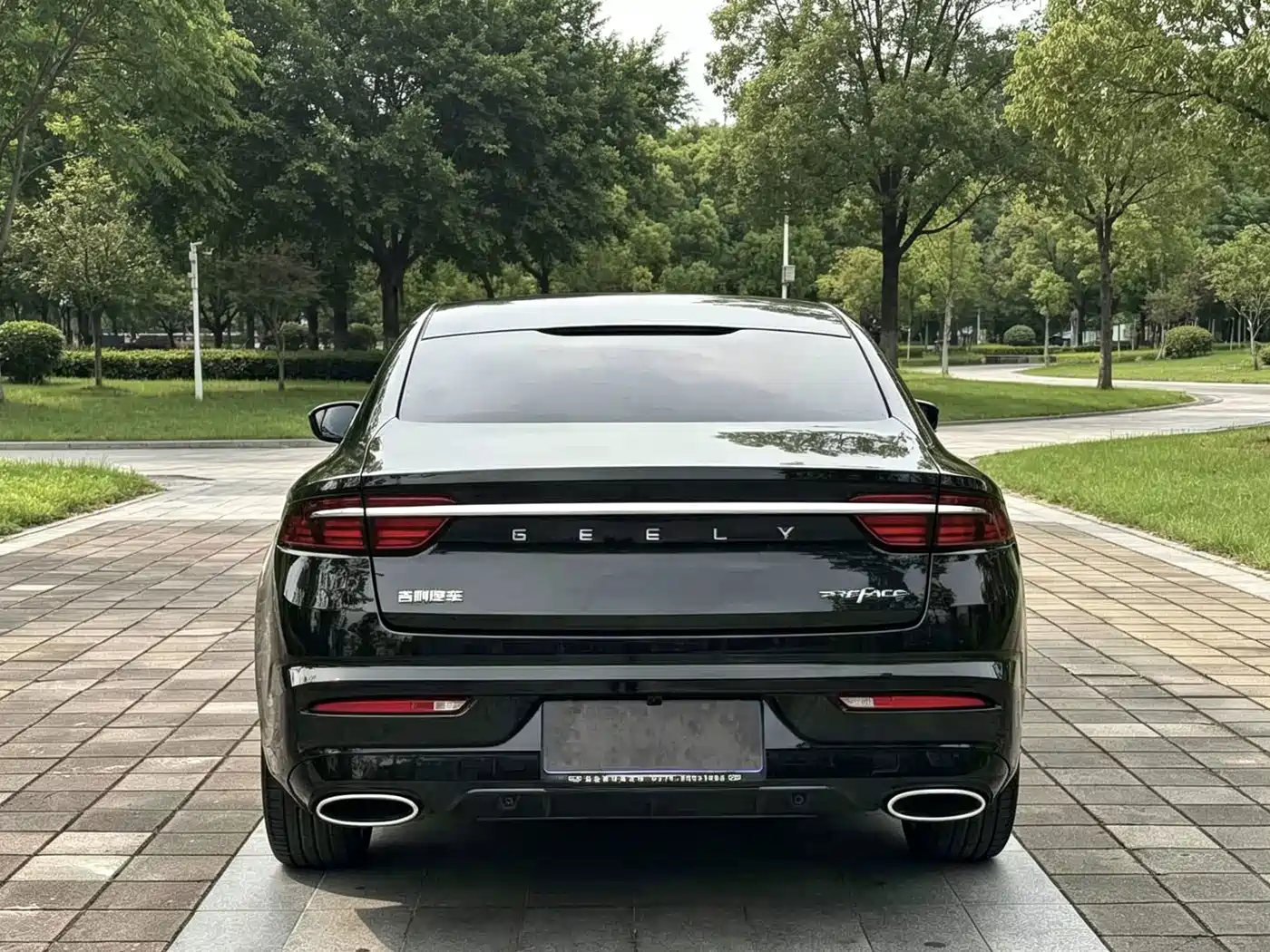 Фото 8 - Geely Preface