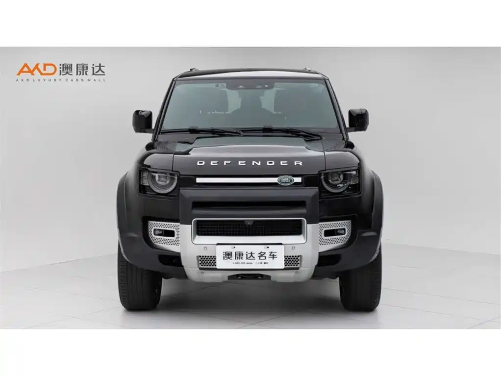 Land Rover Defender 2023 Facelift 90 3.0T P400 XS фото 2
