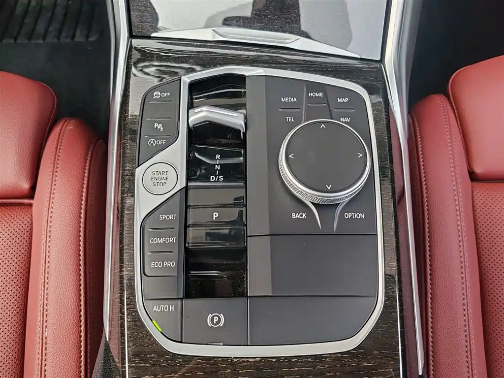 BMW 3 Series 2024 325Li M Sport Package фото 11