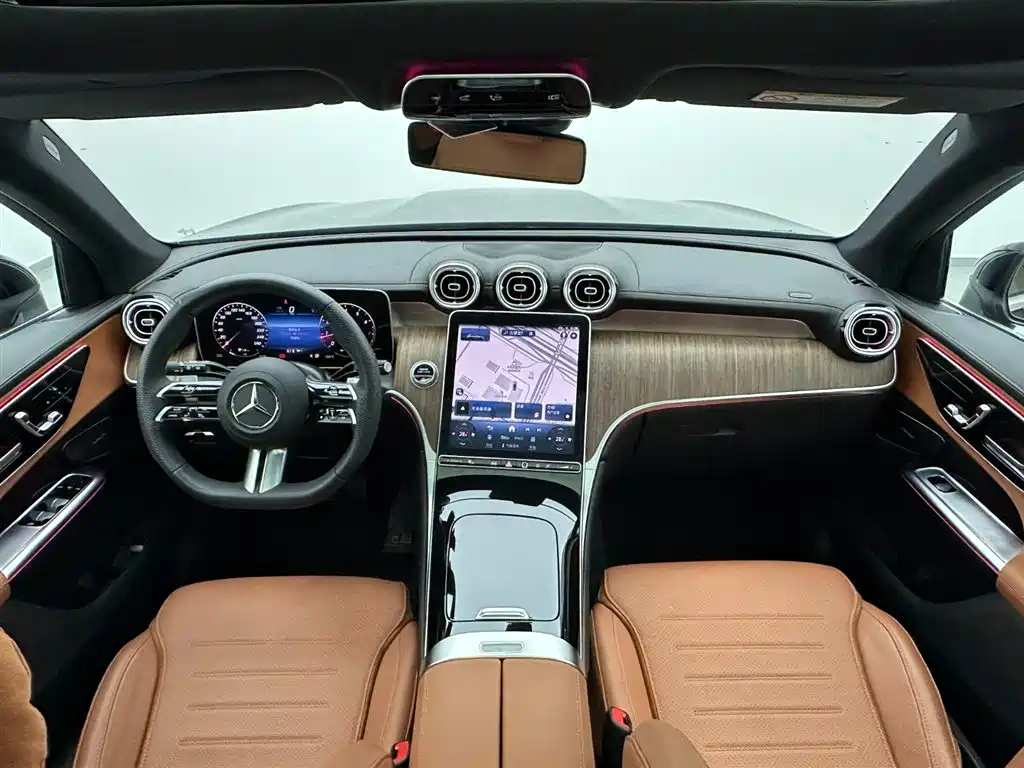 MERCEDES-BENZ GLC