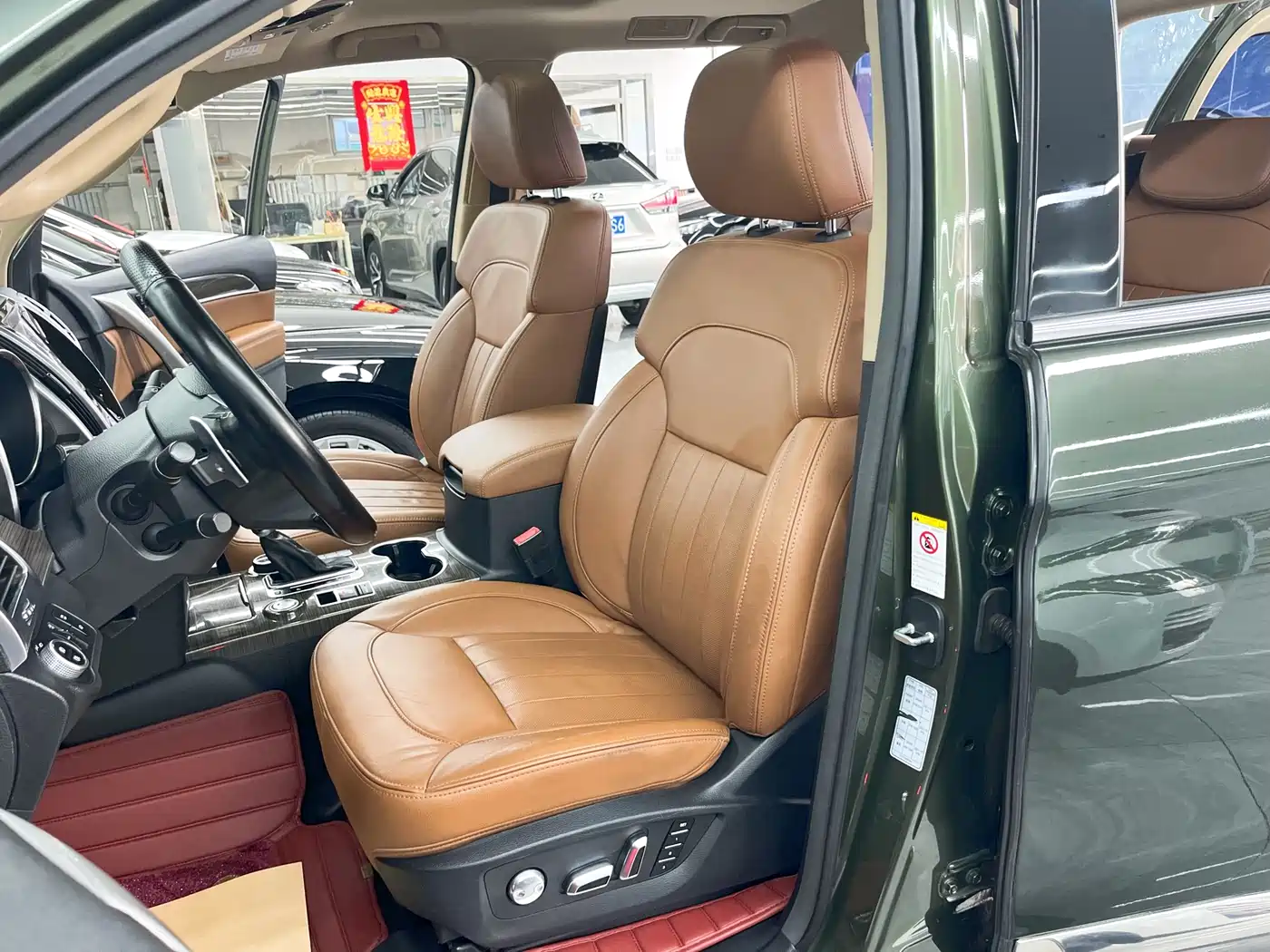 Haval H9 2015 2.0T 4WD Luxury 7-Seater фото 14