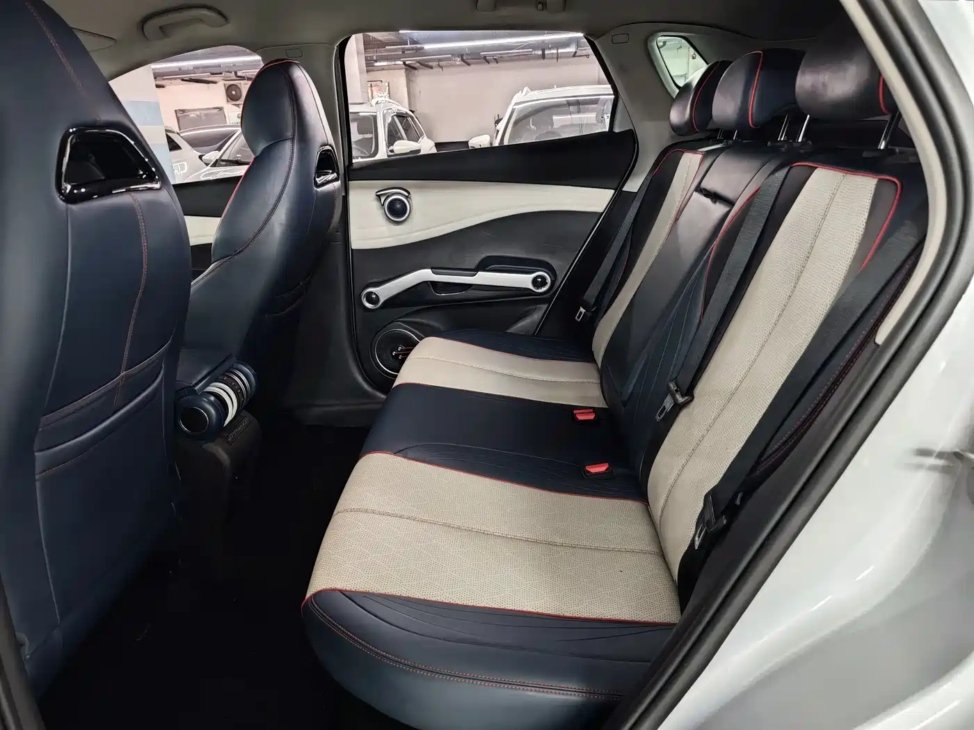 BYD Yuan PLUS 2022 510KM Premium фото 12