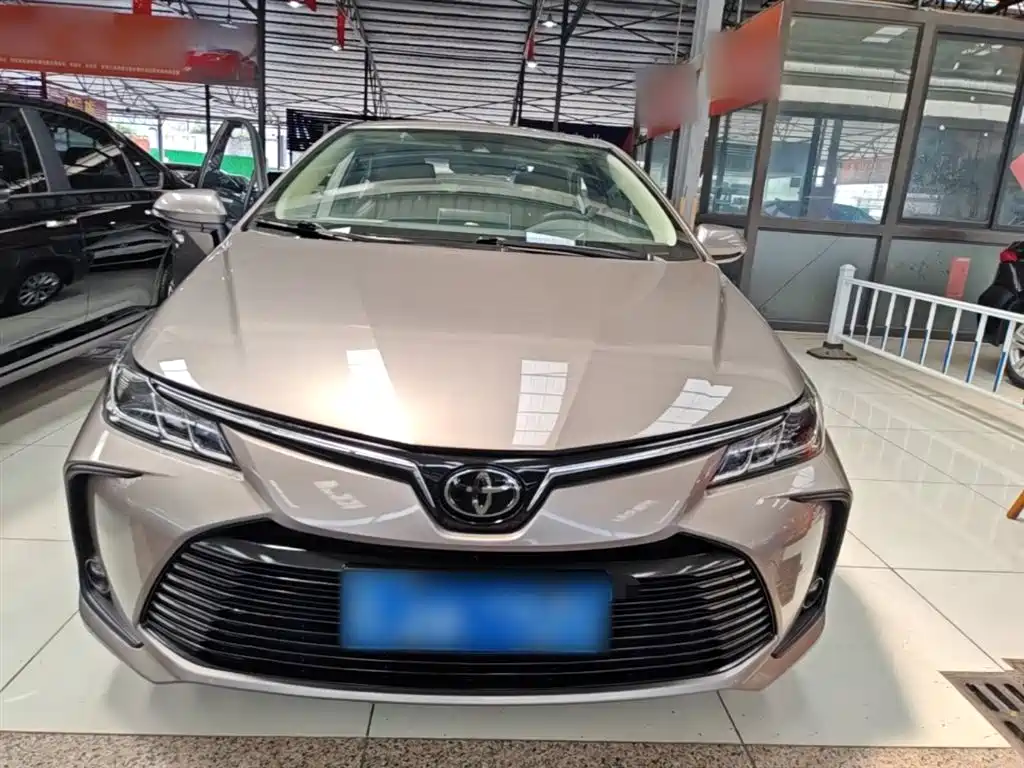 Toyota Corolla 2021 1.2T S-CVT Elite PLUS Edition фото 3