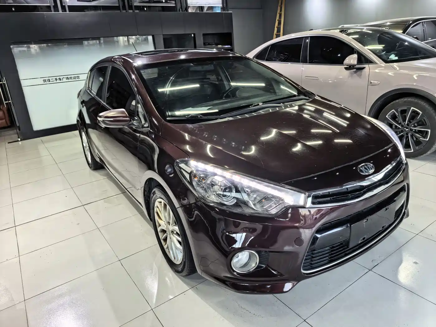 Kia K3S 2014 2014 1.6L Automatic DLX