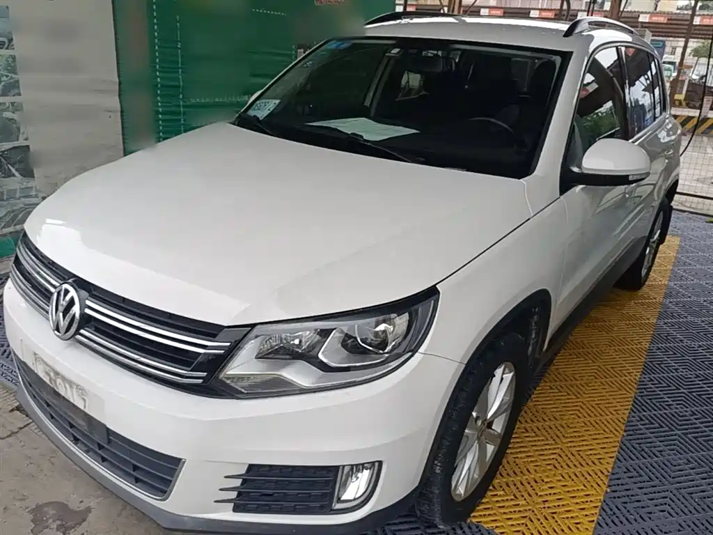 Volkswagen Tiguan 2016 Model 300TSI Automatic 2WD Comfort Edition