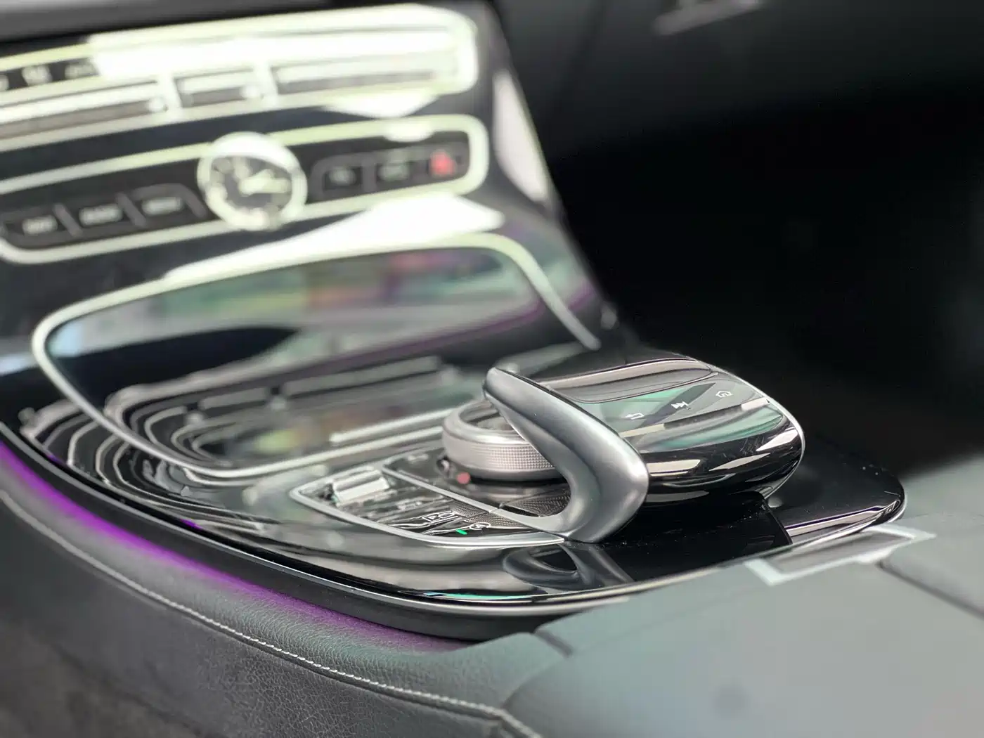Mercedes-Benz E-Class 2016 E 300 L Fashion Type фото 38