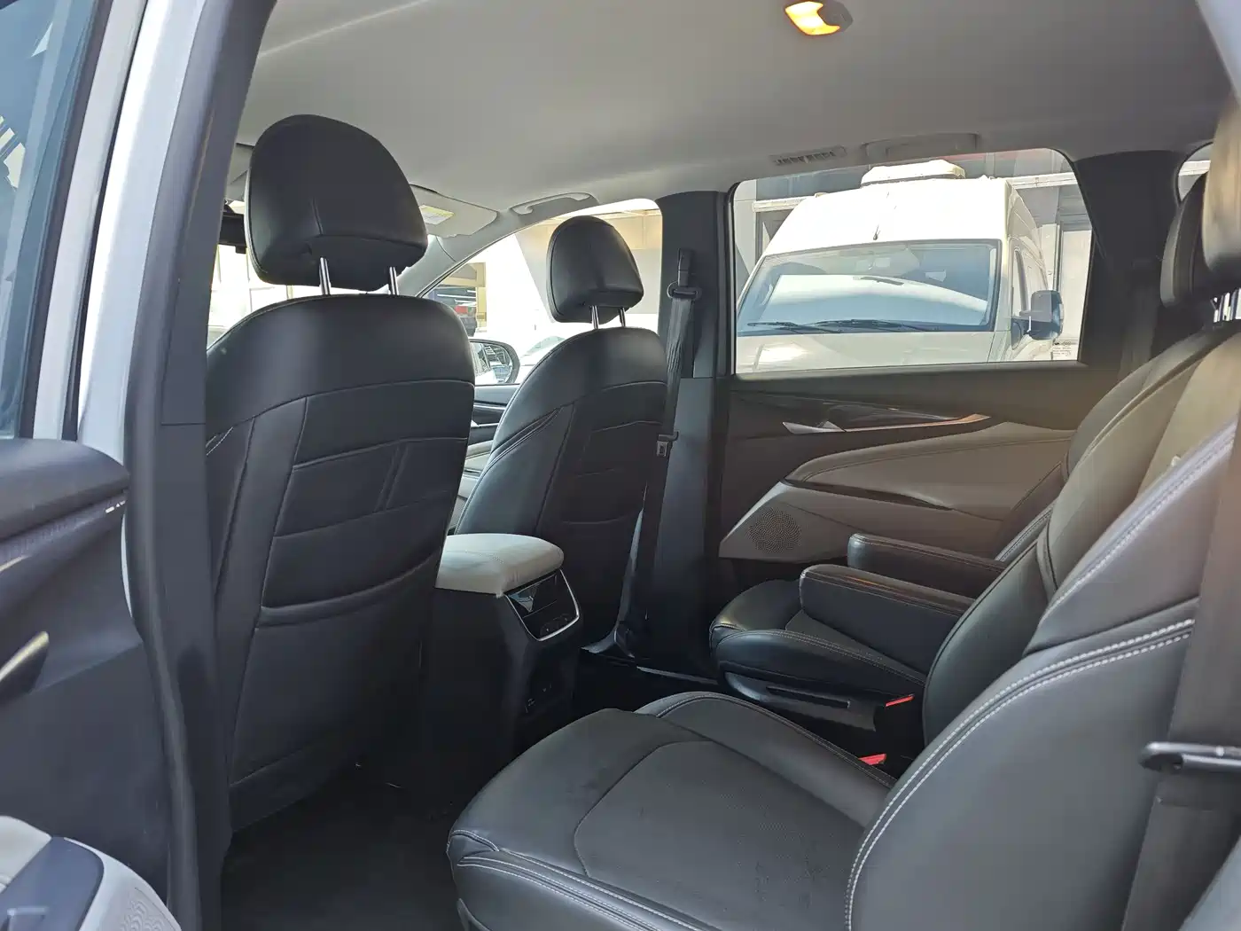 SAIC Maxus Maxus G50 2023 Model 1.5T Manual Joyride A фото 10