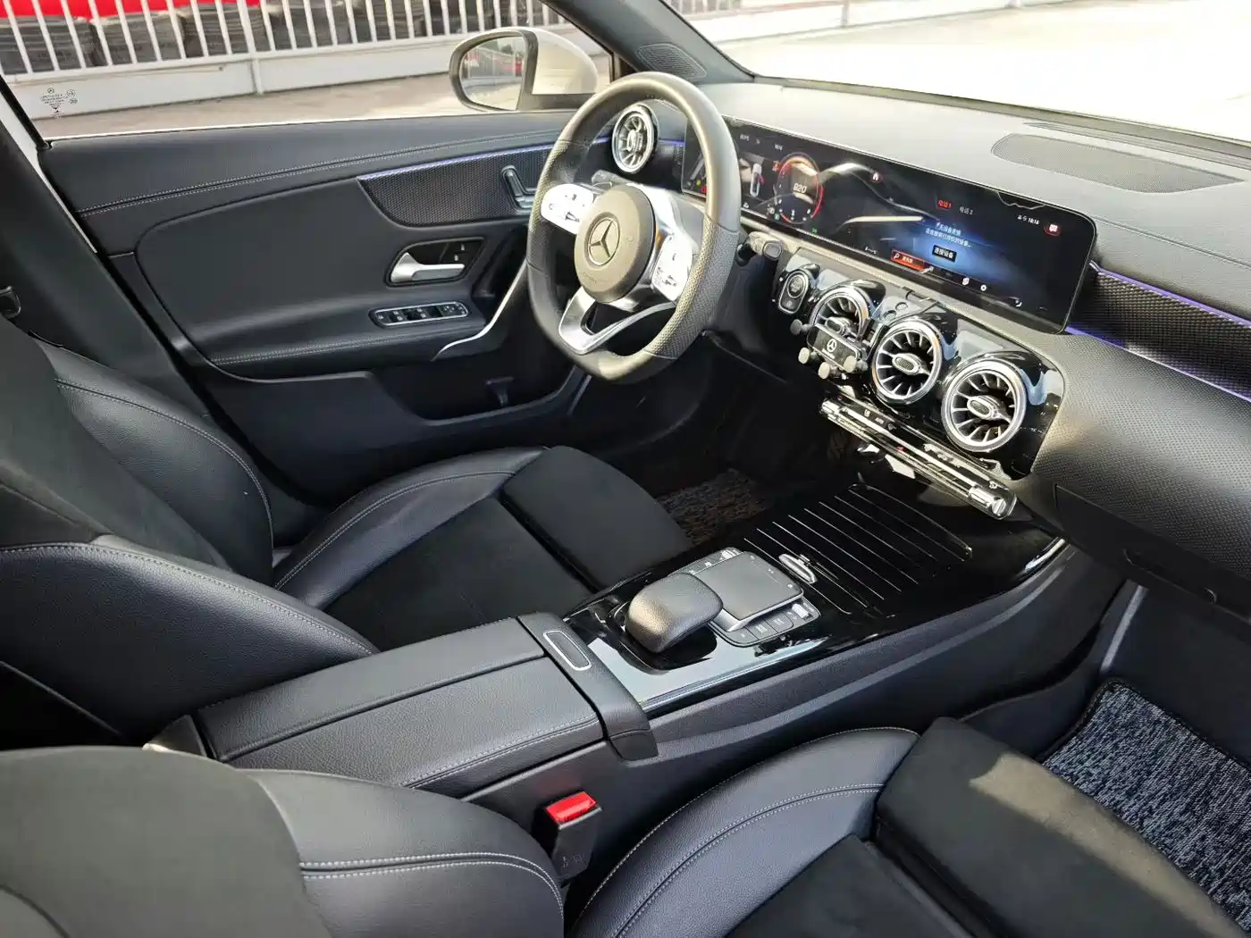 Mercedes-Benz A-Class 2020 Facelift A 200 L Sport Sedan Dynamic фото 7