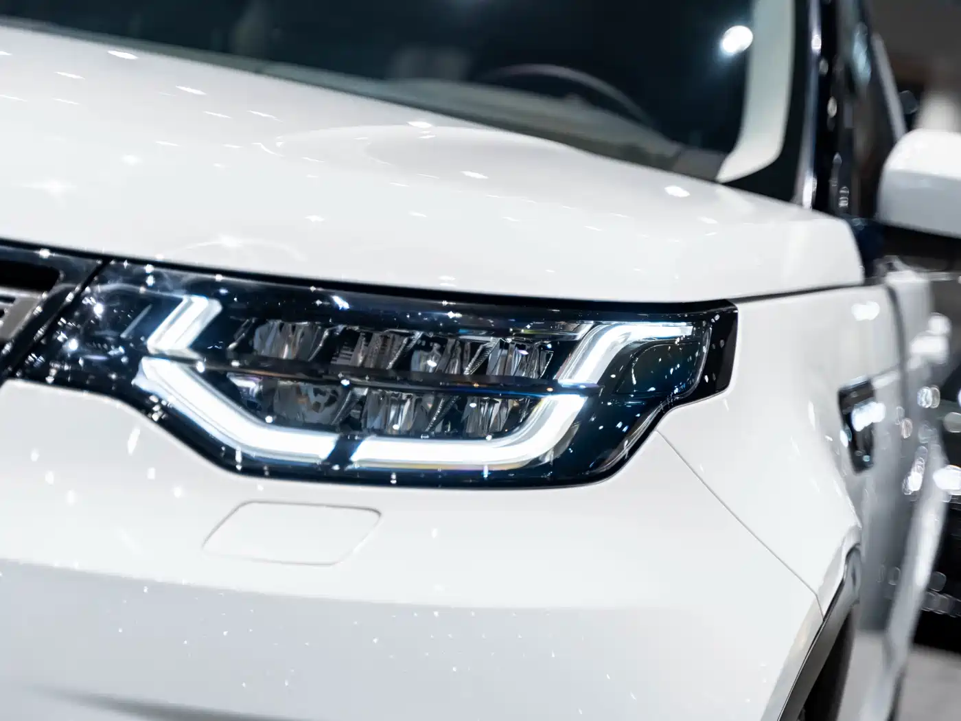 Land Rover Discovery 2020 3.0 SC V6 SE фото 7