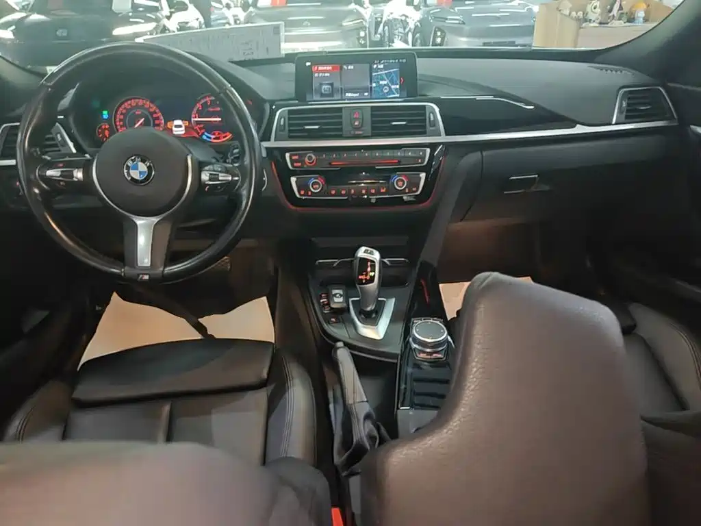 BMW 3 Series GT 2021 2020 320i M Sport Package