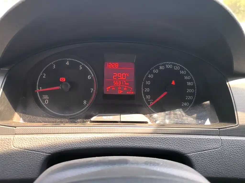 Volkswagen Santana 2021 1.5L Manual Trend Edition фото 12