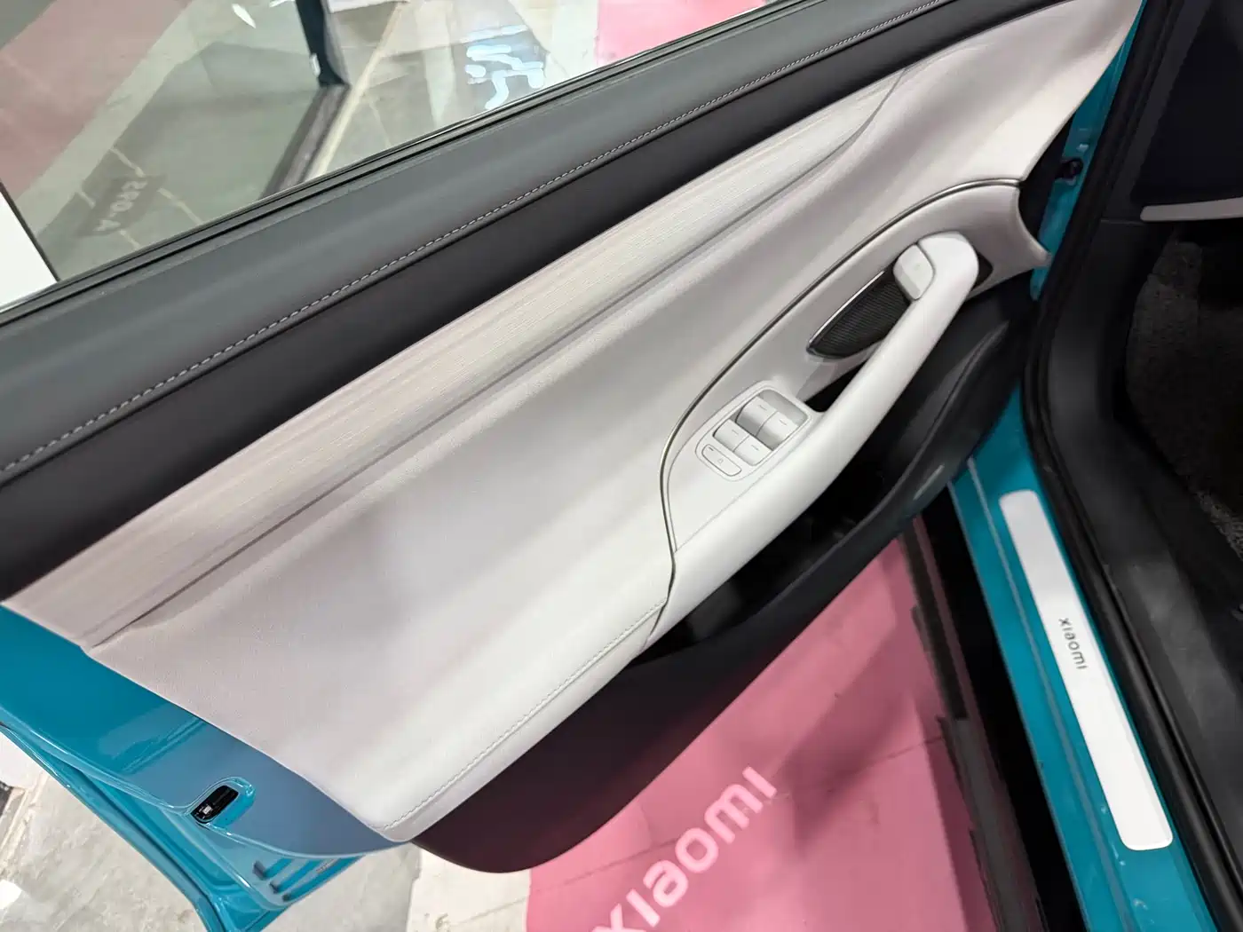 XIAOMI CAR XIAOMI SU7