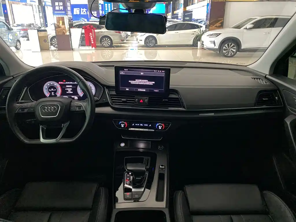Audi Q5L 2022 Facelift 40T Luxury Dynamic фото 16