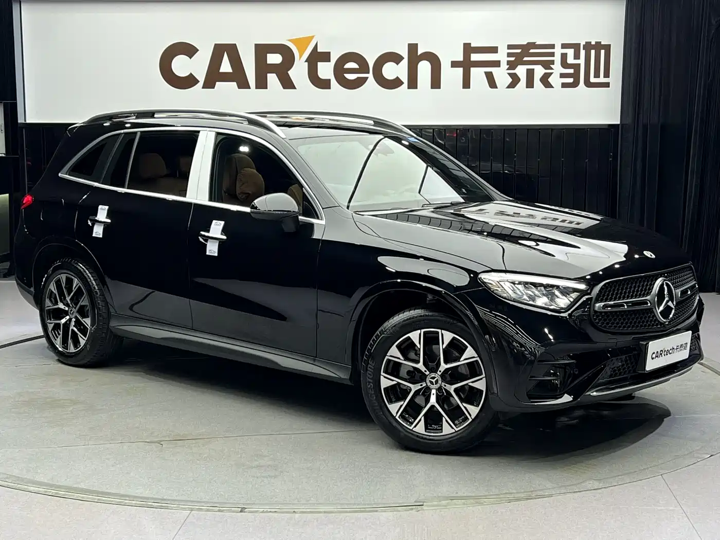 Mercedes-Benz GLC 2024 GLC 260 L 4MATIC Luxury 5-seater фото 2
