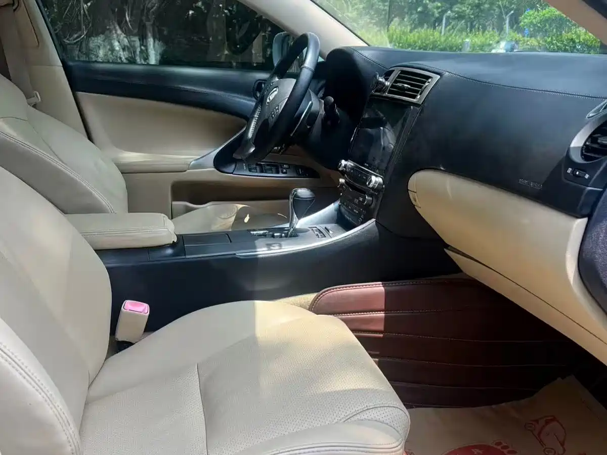 Lexus IS 2008 2006 300 Dynamic Edition