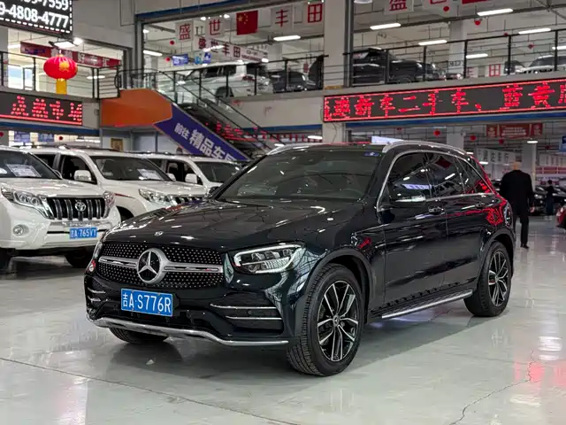 MERCEDES-BENZ GLC
