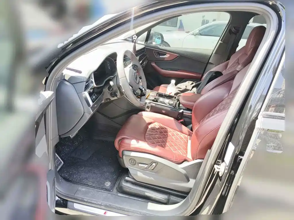 Audi SQ7 2024 2024 4.0 TFSI
