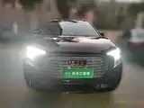Photo 2 - Audi Q5 e-tron