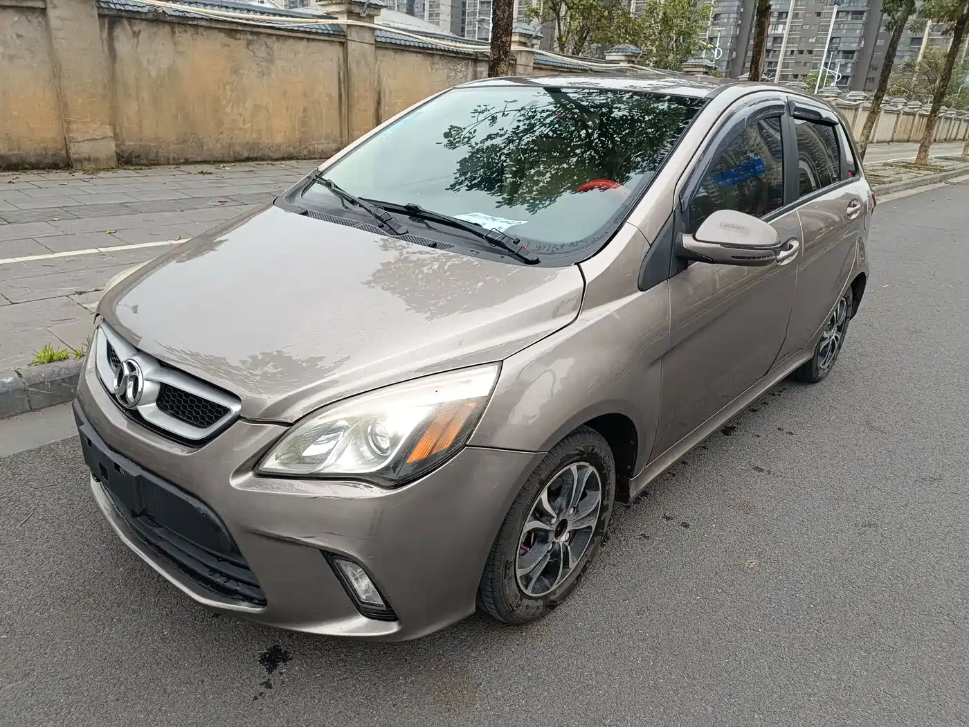 BAIC E-Series 2015 2013 Hatchback 1.5L Automatic Letian Edition