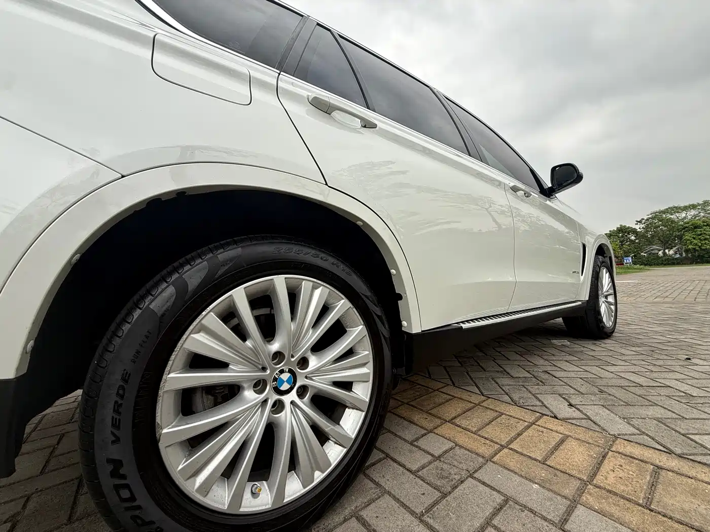 BMW X5 (Import) 2017 xDrive28i фото 9