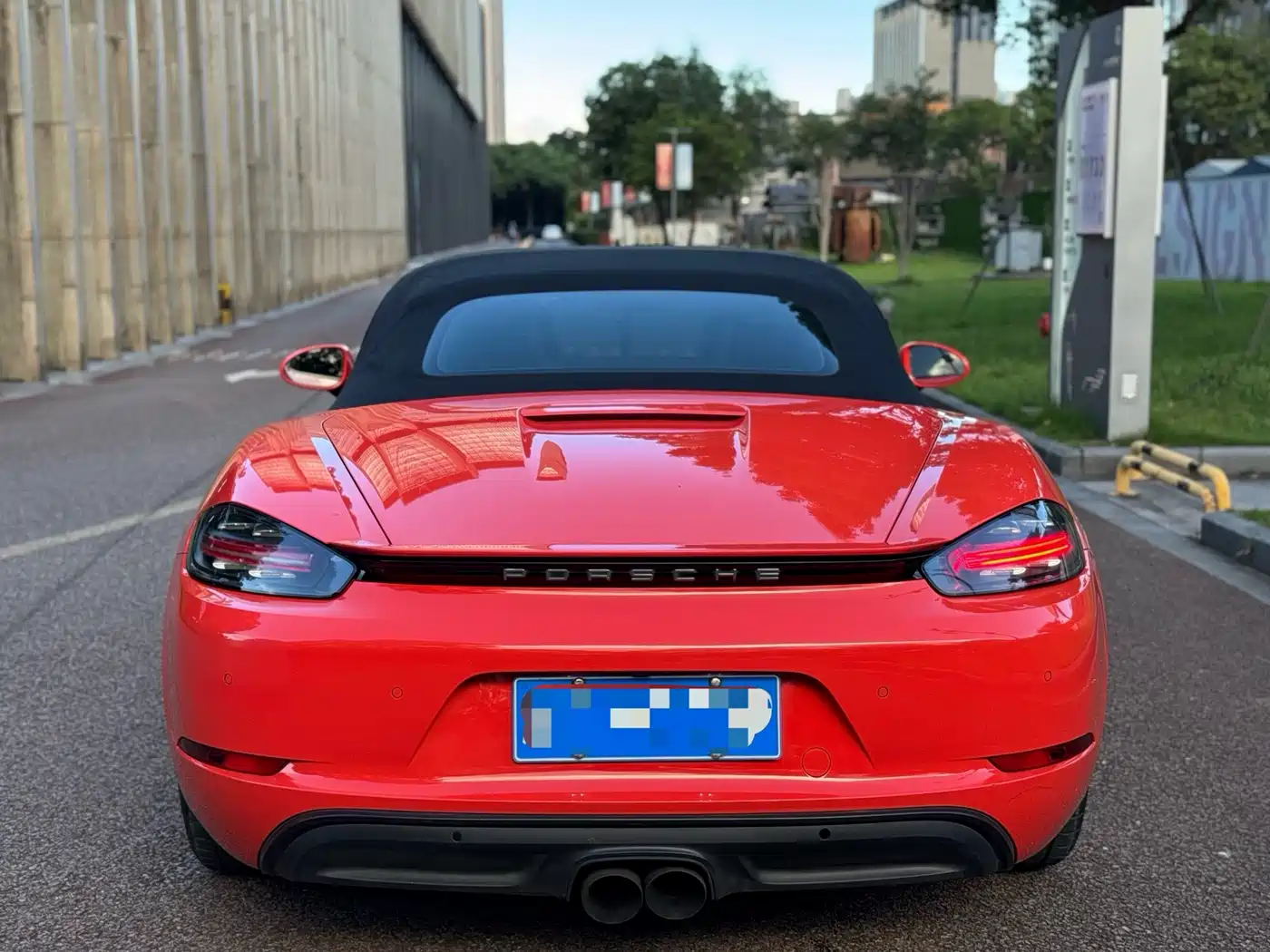 Porsche 718 2016 Boxster 2.0T фото 14