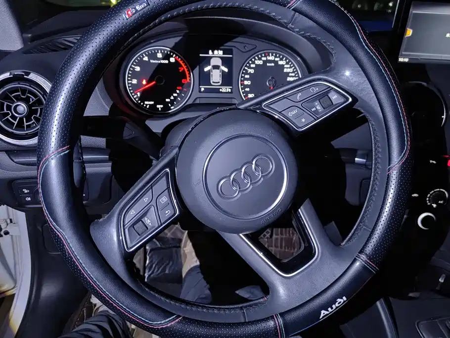 Audi A3 2018 30th Anniversary Sportback 35 TFSI Fashion фото 15