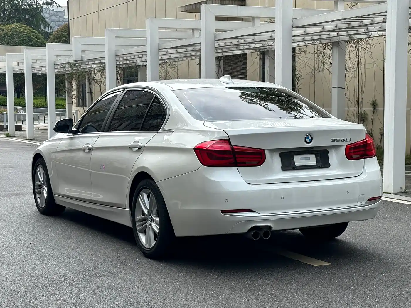BMW 3 Series 2017 320Li Fashion фото 6