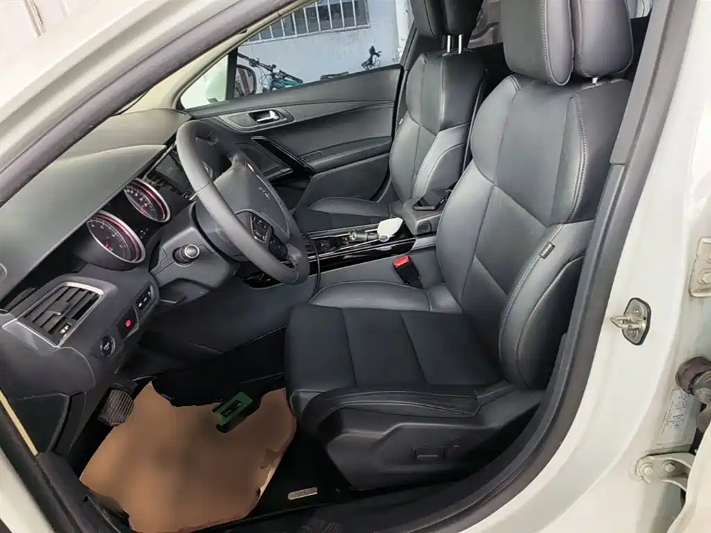 Peugeot 508 2015 1.6THP Auto Excellence Edition фото 15