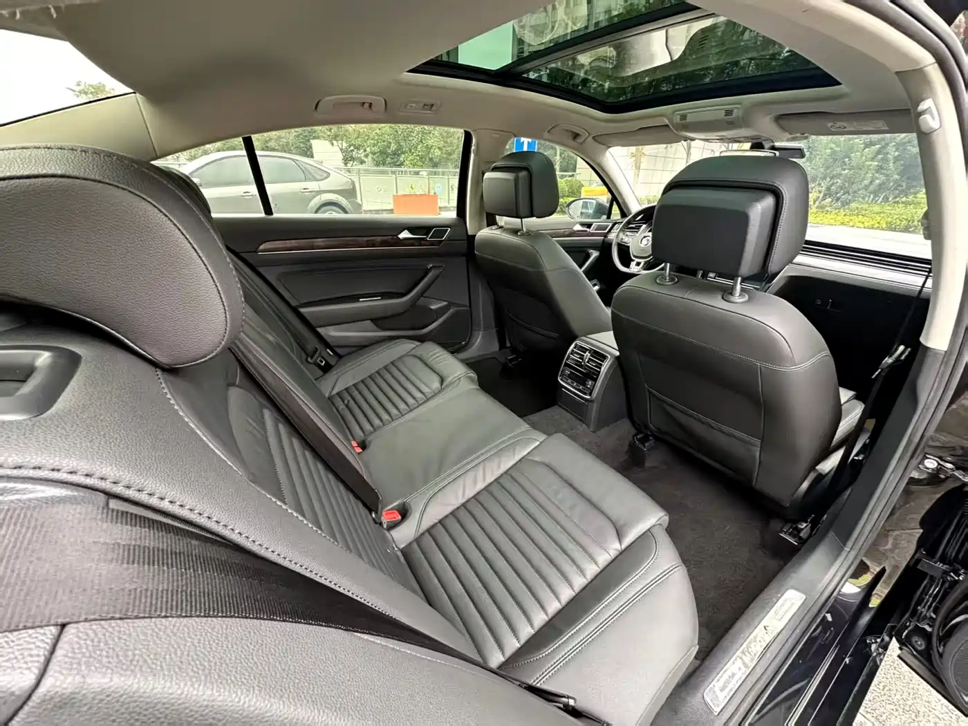 Volkswagen Magotan 2019 380TSI DSG Luxury China V фото 6