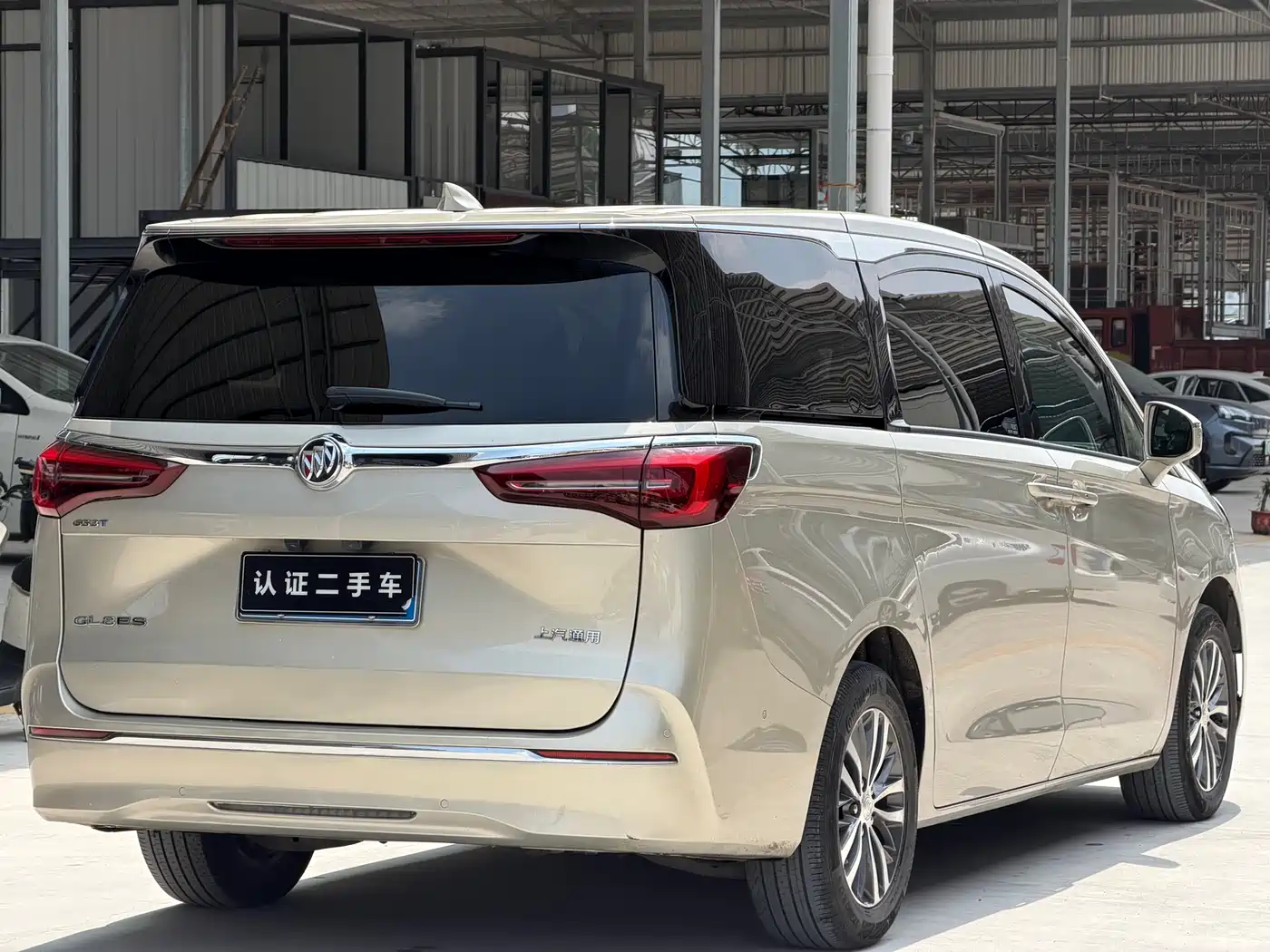 Buick GL8 2022 ES Landmark 653T Premium фото 15