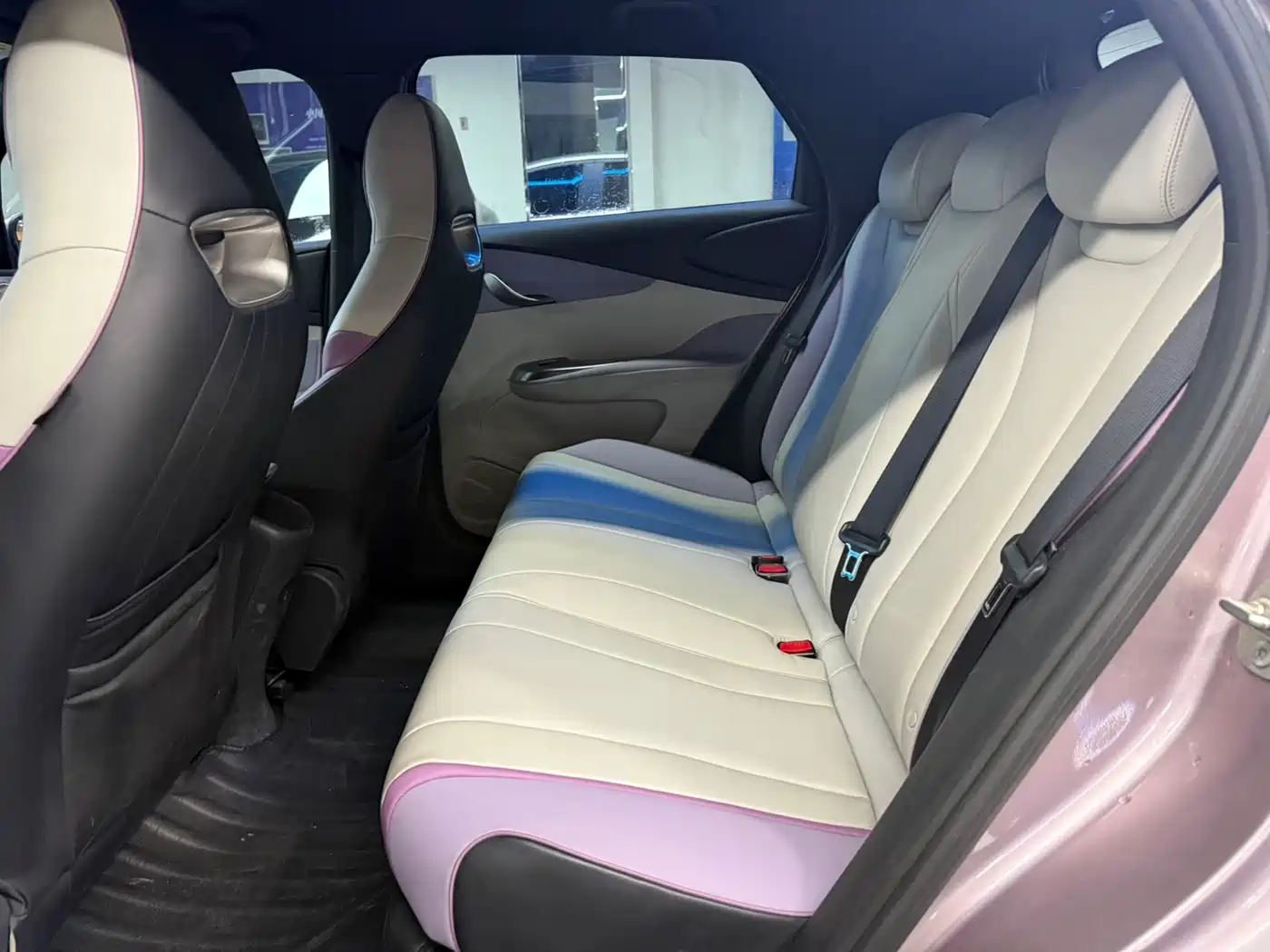 BYD Dolphin 2021 Model 405km Fashion Edition фото 9