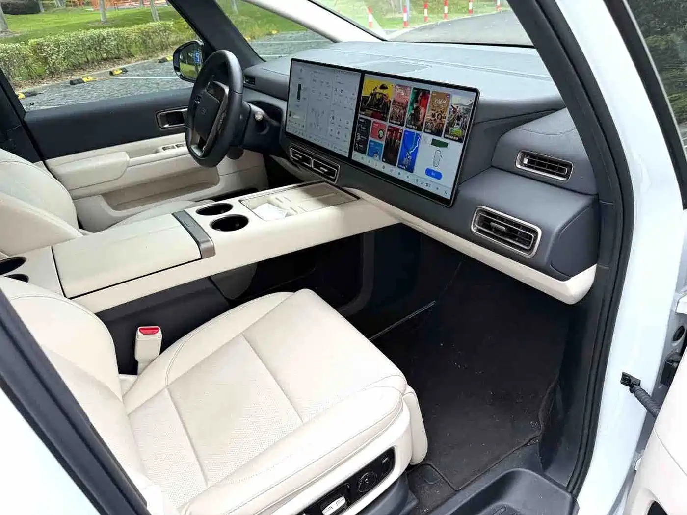 Li Auto MEGA 2025 2025 Model Home Family Special Edition