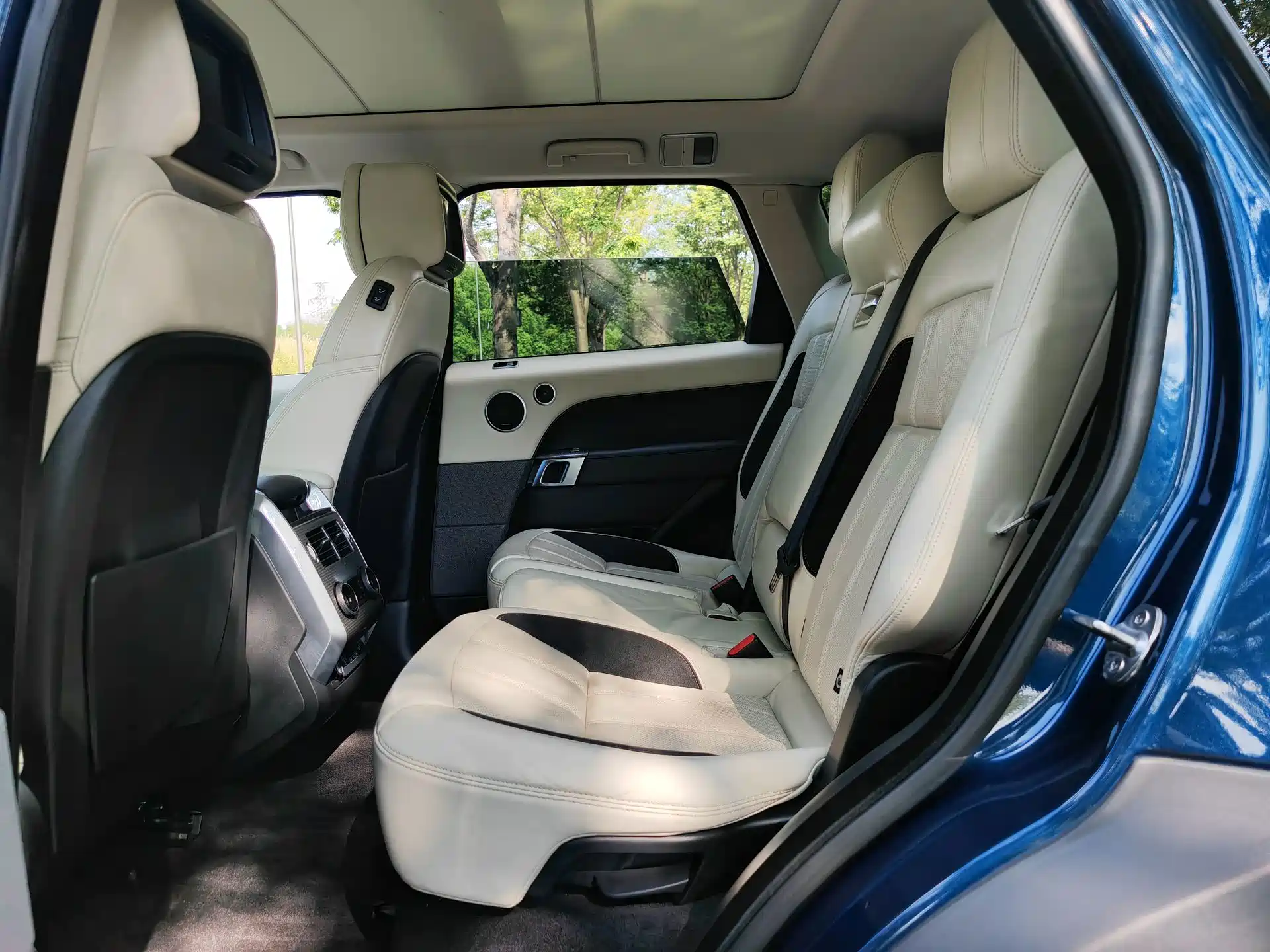 Фото 7 - Land Rover Range Rover Sport