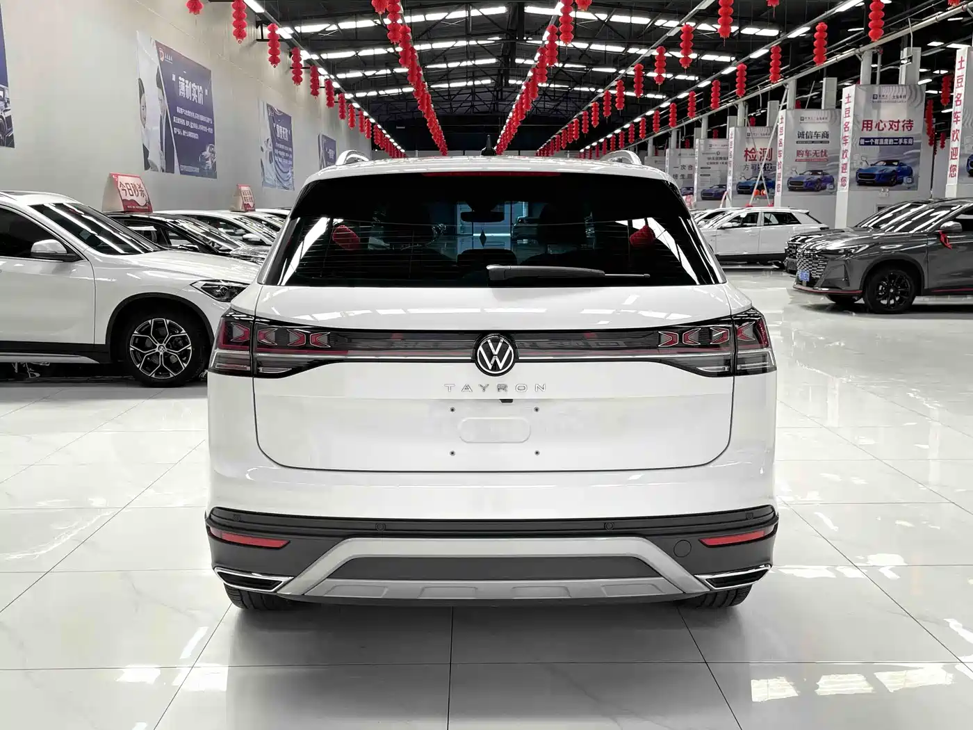 Volkswagen Tayron 2023 280TSI 2WD Luxury Plus Advanced Edition фото 5