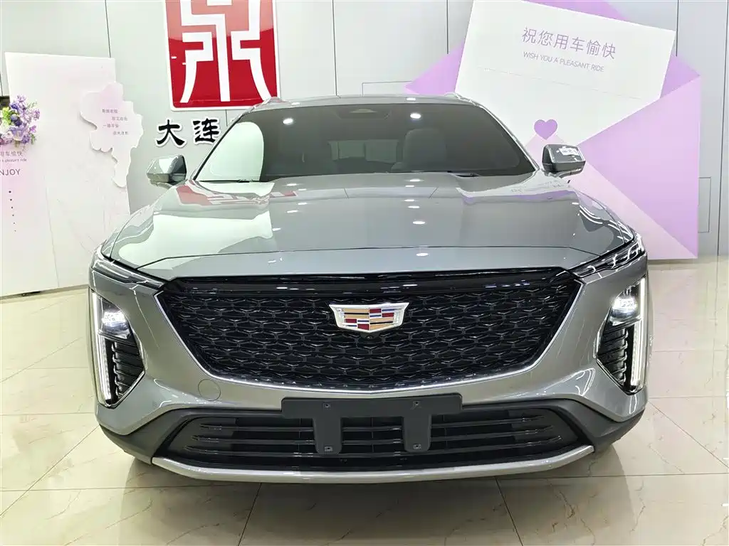 CADILLAC GT4